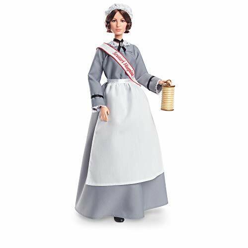 ​Barbie Inspiring Women, Florence Nightingale Bambola da Collezione, Giocattolo