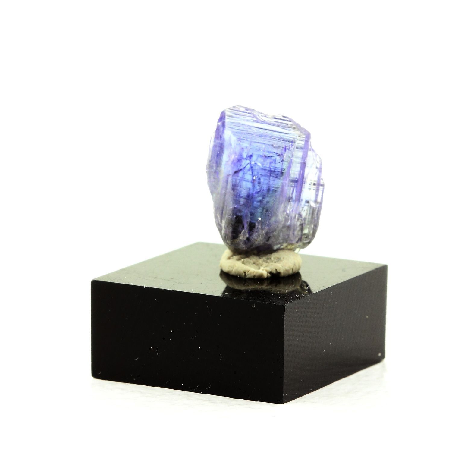 Tanzanite. 7.22 Ct. Tanzanite Hills, Lelatema MTS, Tanzania