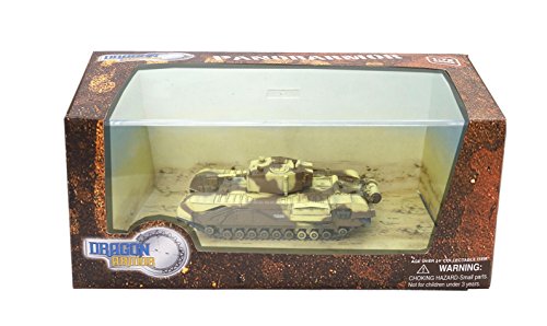 Platts 1/72 World War Ii British Army Churchill Infantry Tank Mk.Iii Tunisia 1943 (Panoraama Box) Painted Plastic