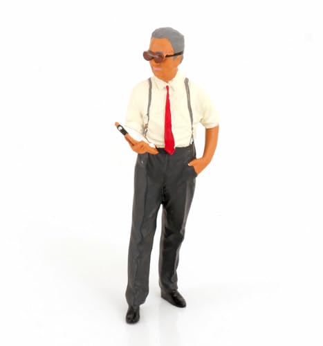 Kk Scale Kkfig017 - Figurine Enzo With Clipboard - Scala 1/18 - Miniatura Da Collezione