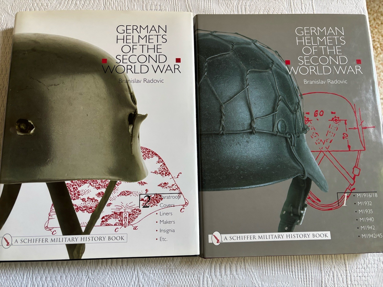 German Helmets of the Second World War: Vol. 1 - 2 RADOVIC Schiffer Mil. NEW