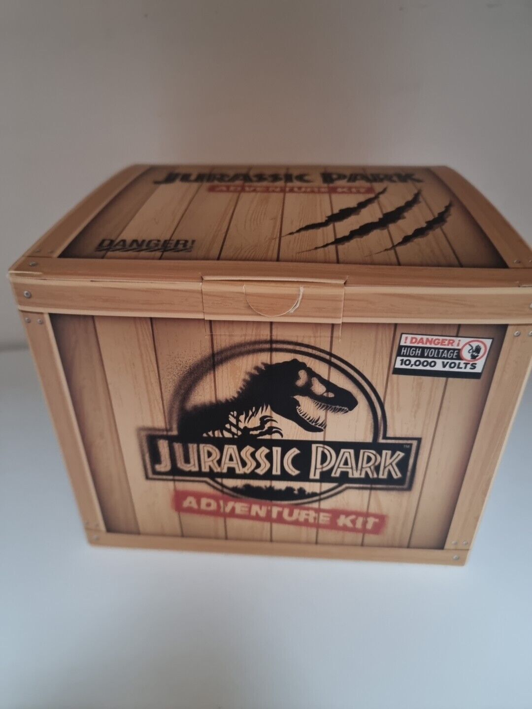 Jurassic Park Adventure Kit Raptor Claw Ingen Pin Cap Nylon Bag Doctor Collector