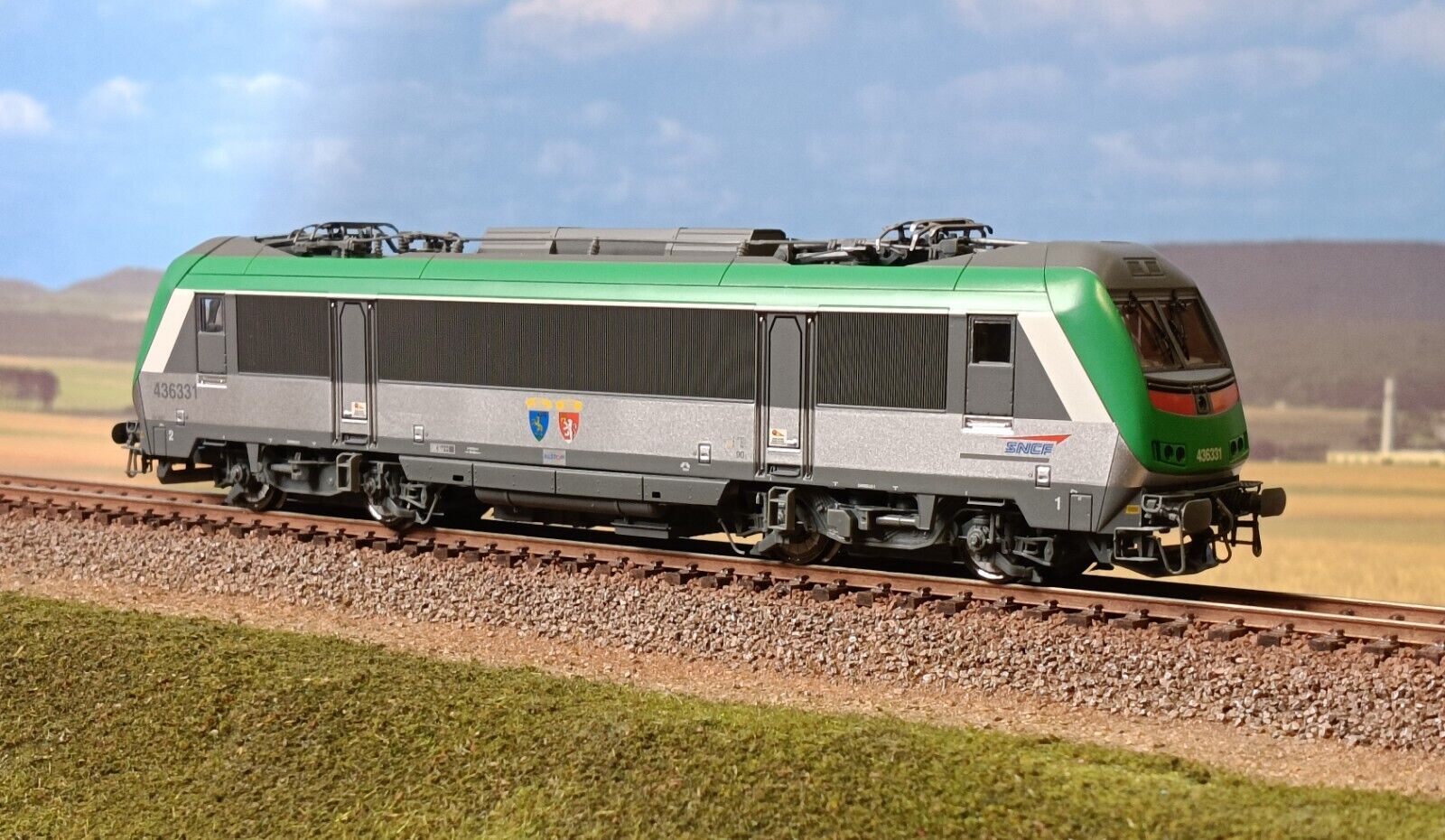 JOUEF art. HJ2458S  locomotiva BB 36031   verde grigia ep. V DIGITAL SOUND