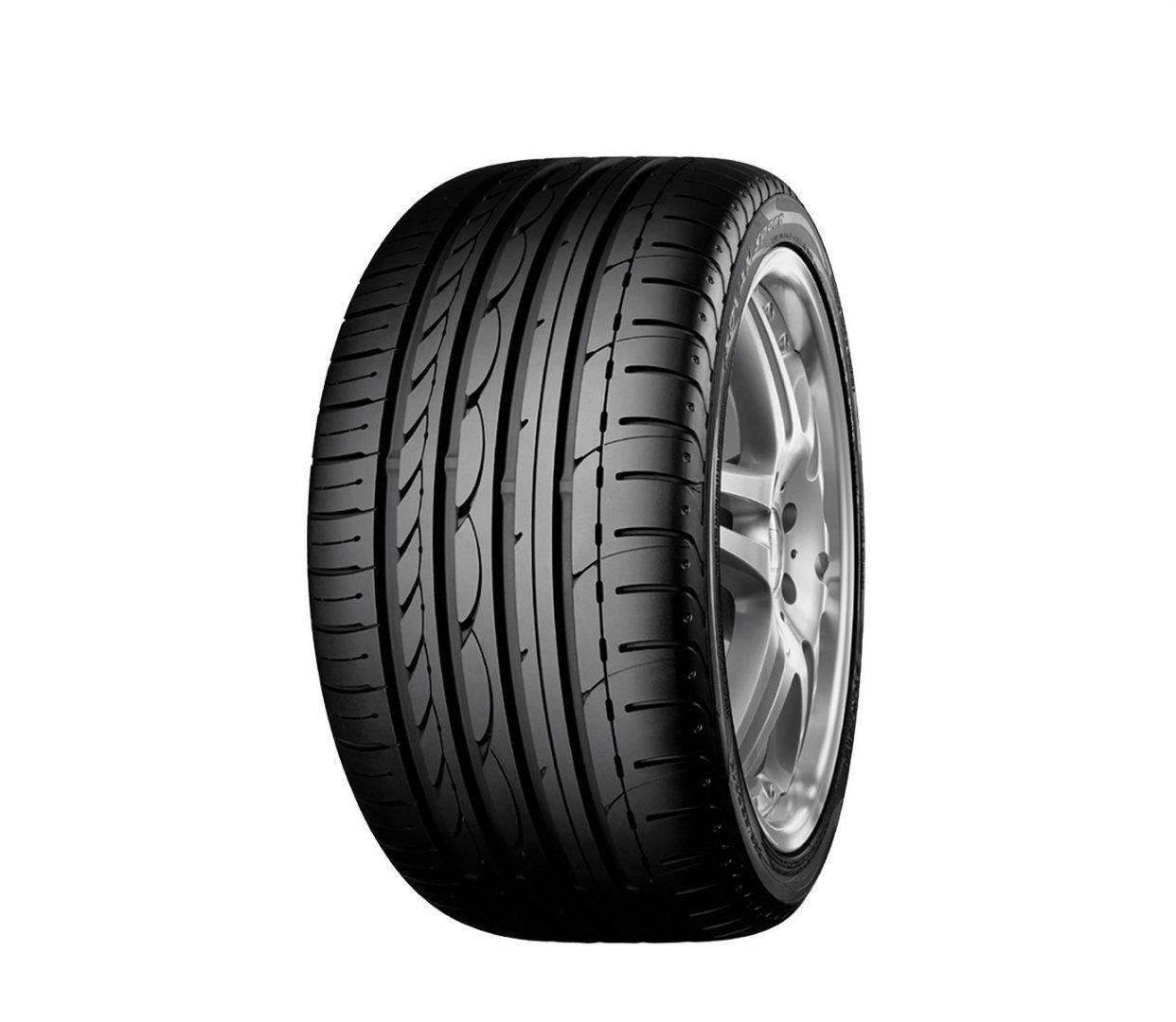 Gomme Estive Yokohama 235/50 R17 96Y ADVAN-SPORT V105S pneumatici nuovi
