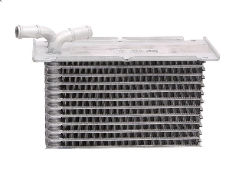 Raffrescatore d'aria di carica NISSENS 96470 per AUDI A3 (8P1) 1.2 2010-2012