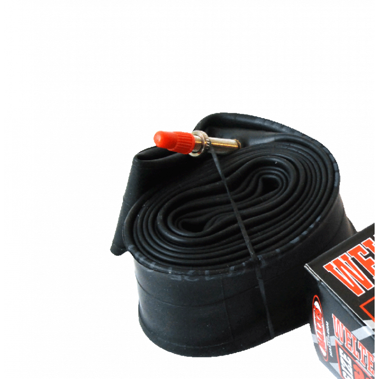 Maxxis Welterweight Tube 26x2.2 2.5 Schrader