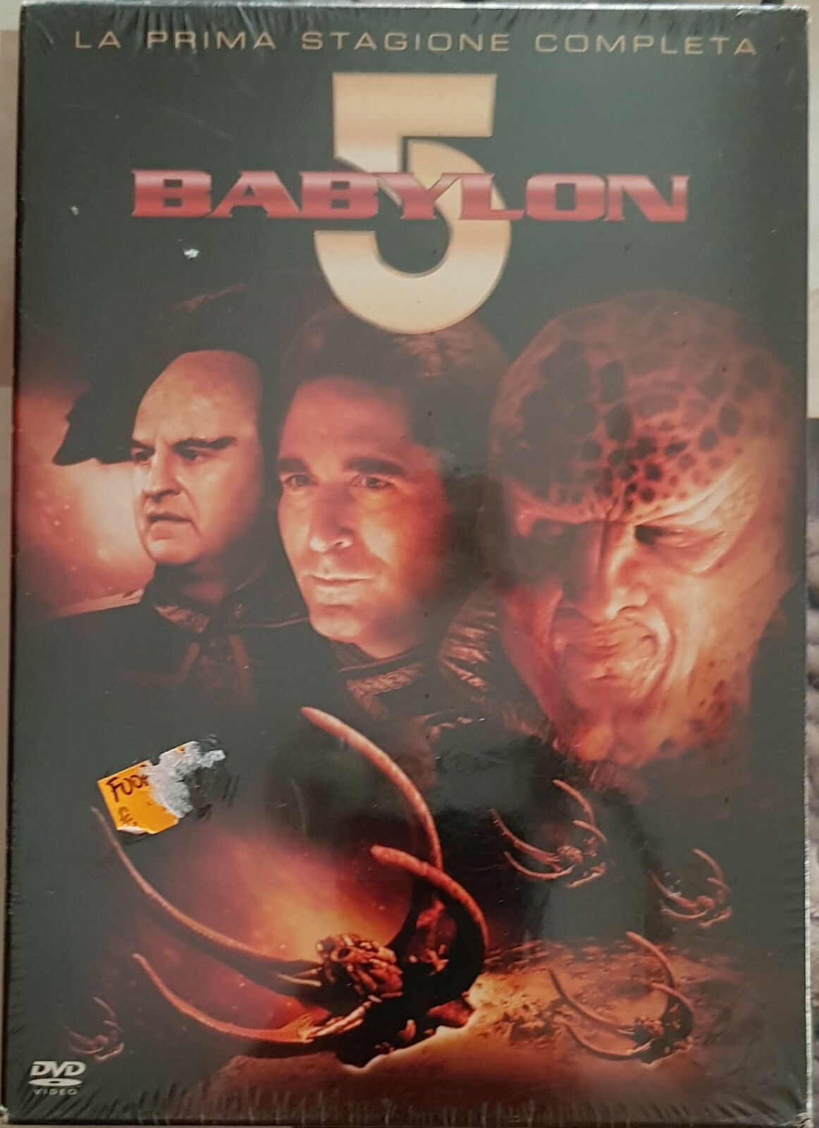 BABYLON 5 prima stagione completa. 6 dvd edizione italiana, incellophanato.