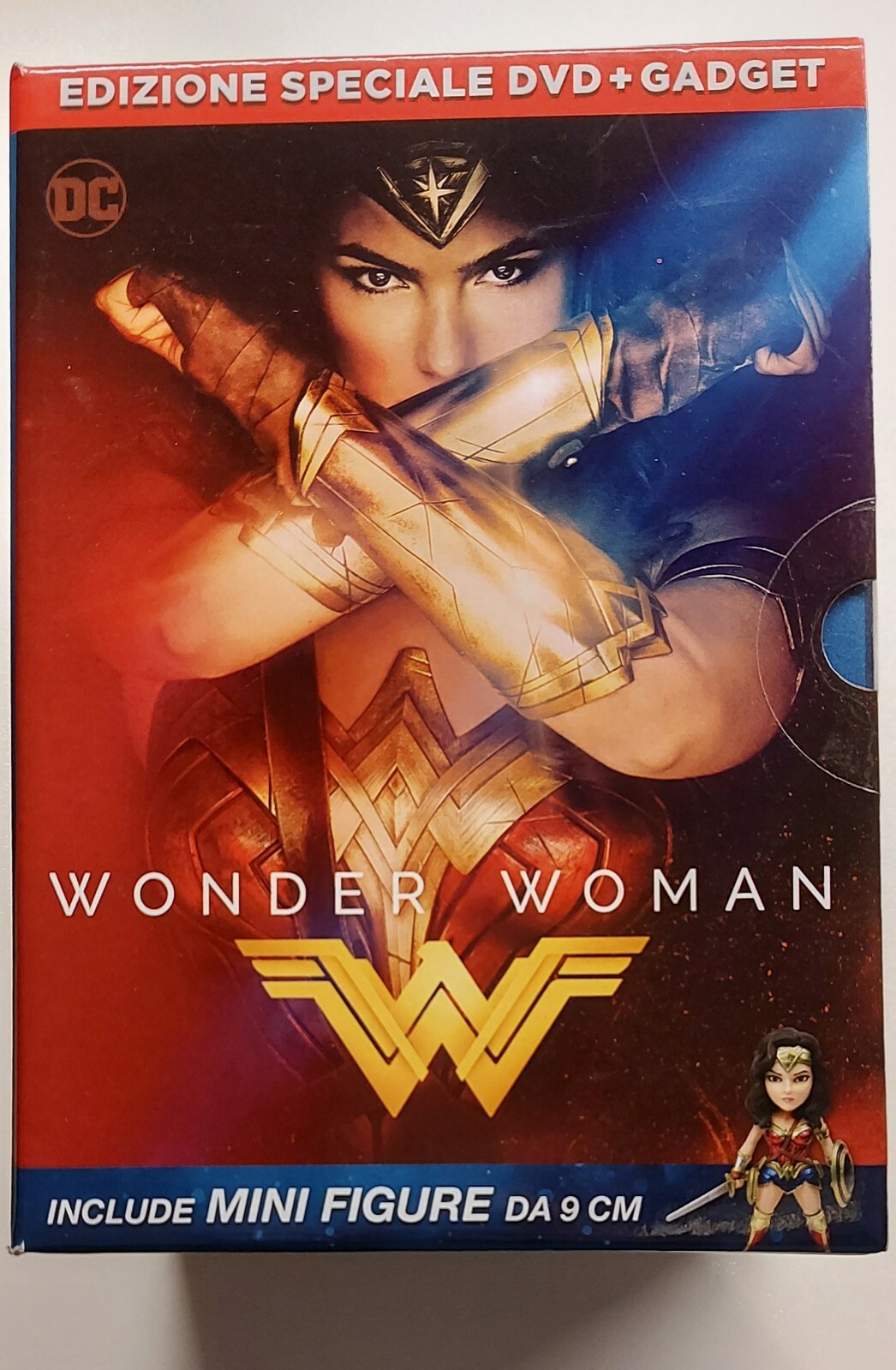 WONDER WOMAN - Edizione Speciale DVD + Gadget Mini Figure 9 Cm - NUOVO