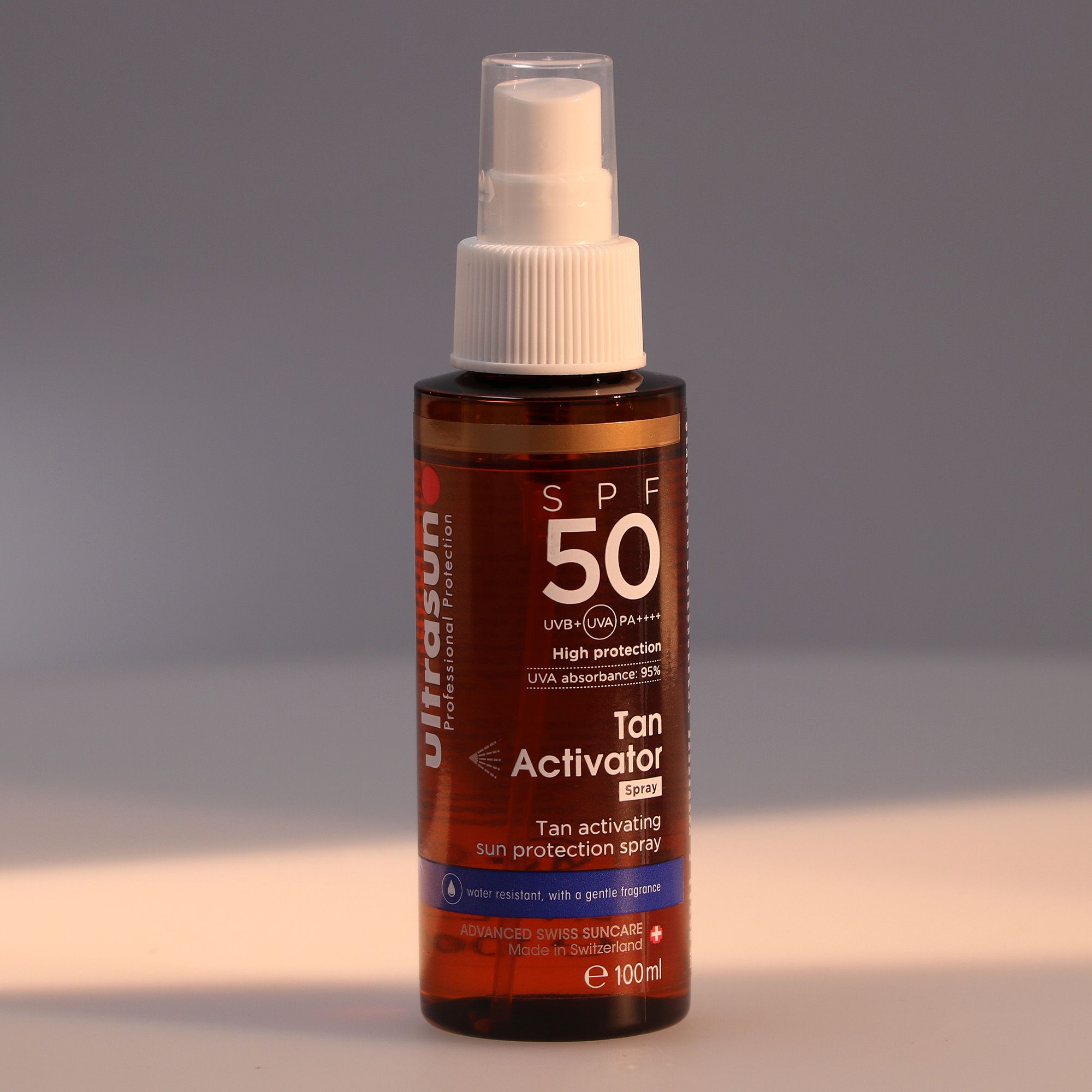 Ultrasun Protezione solare corpo spray con SPF50 Tan Activator