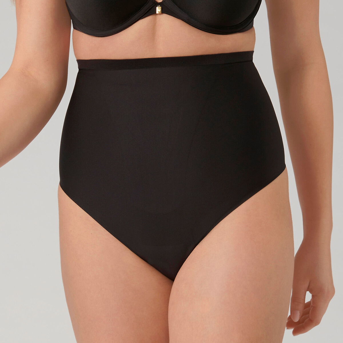 TRIUMPH String Seconda Pelle Shape Smart