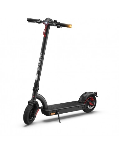 E-SCOOTER CON DISPLAY INTEGRATO