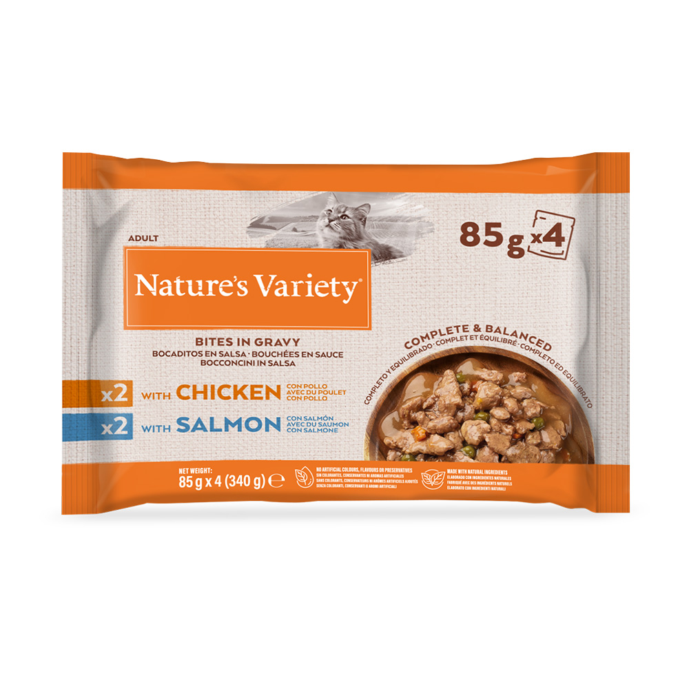 30 + 14 gratis! 44 x 85 g Nature's Variety Bites in Salsa umido gatto - Pollo e Salmone