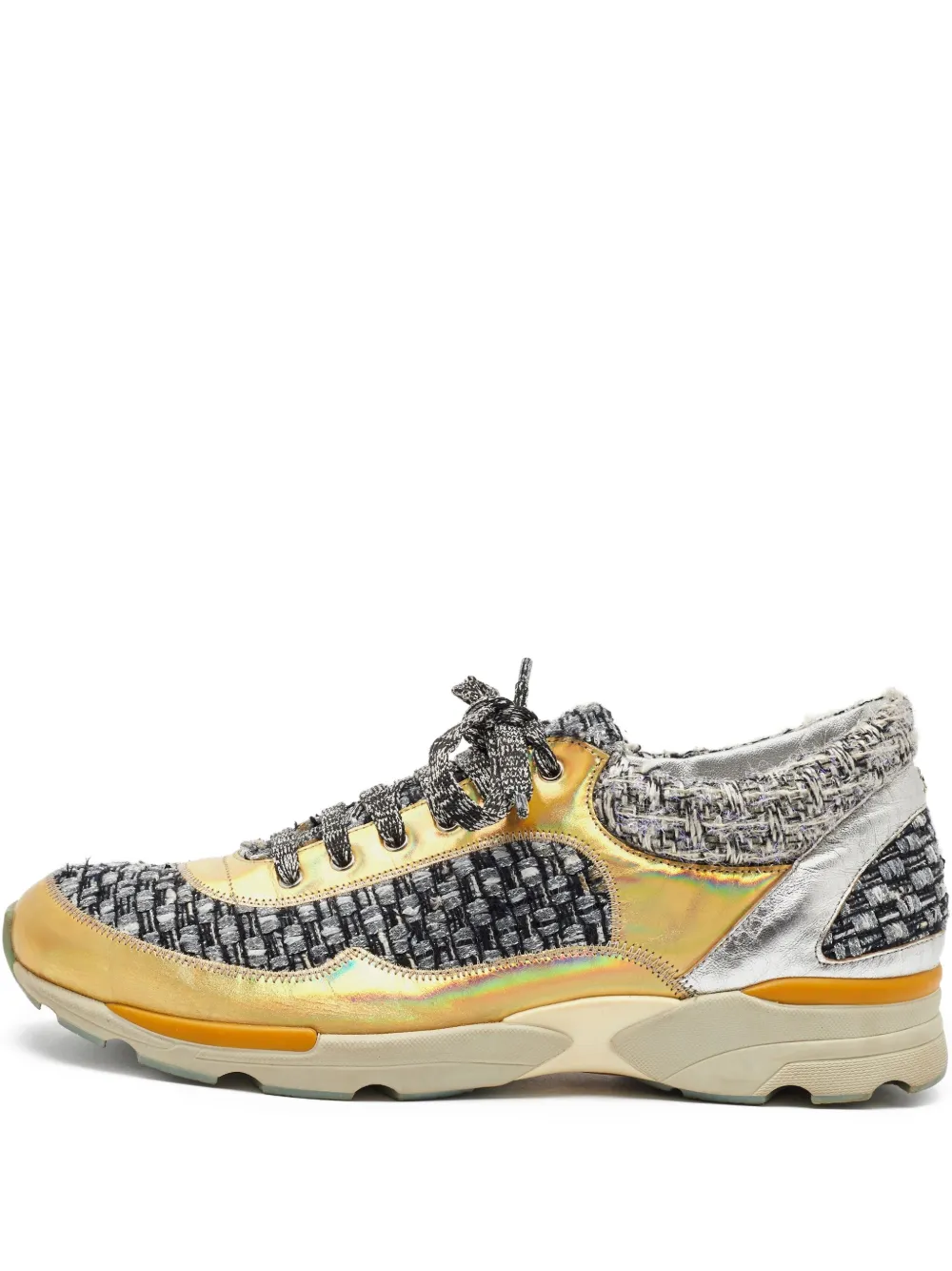 CHANEL Pre-Owned Sneakers in tweed e pelle metallizzata - Oro