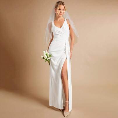 Abito da sposa bianco elegante con spacco laterale, senza velo, abito da damigella d''onore