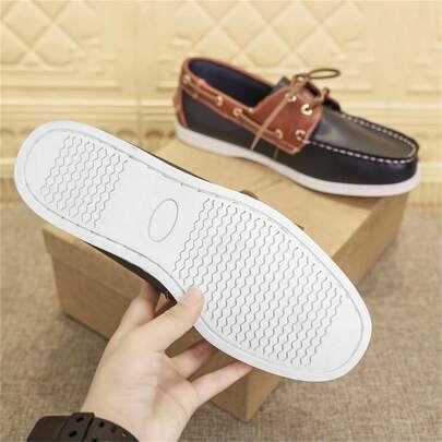Scarpe da barca in stile retrò britannico casual, di colori terre, con brezza di Nantucket, semplici e di moda, personalizzate, romantiche, adatte per