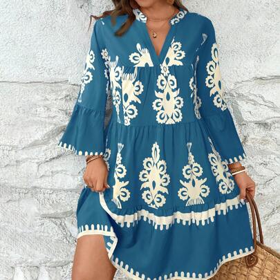 Vestito babydoll con motivo floreale, per taglie forti, adatto per le vacanze