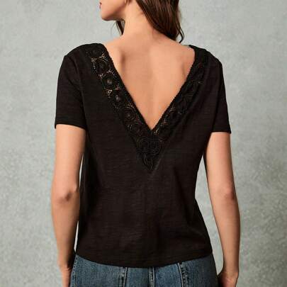 Top con inserti in pizzo senza schienale, maglietta, prodotto must-have, abito estivo, must-have per la stagione dei matrimoni, stile francese
