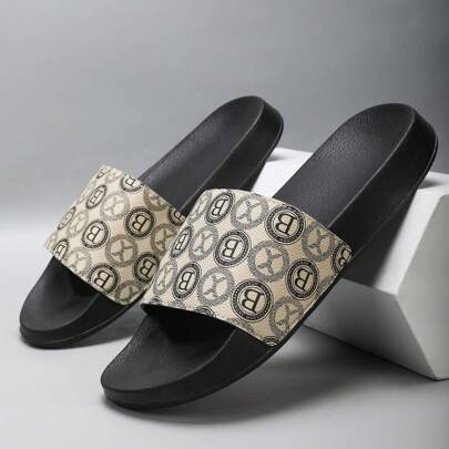 Nuove pantofole di moda versatili in PU con stampa lettera e plataforma, morbide e confortevoli, pantofole da casa; Sandali da uomo surdimensionati, c