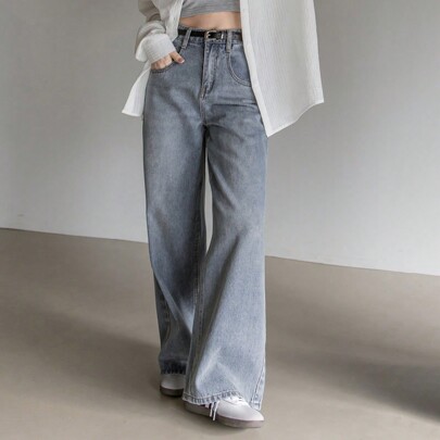 Jeans a gamba ampia in stile "Old Money"