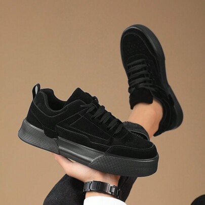Sneaker casual grigie minimaliste con design di personalità, stile romantico chic, scarpe da skate a collo basso, scarpe da viaggio all'aperto e hikin