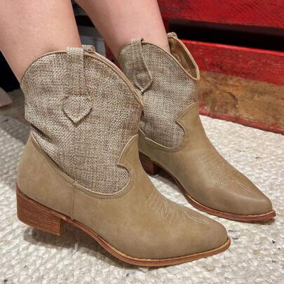 Stivali western da donna con tacco a blocco e punta appuntita, stile western con ricamo. Stivali western bimaterico