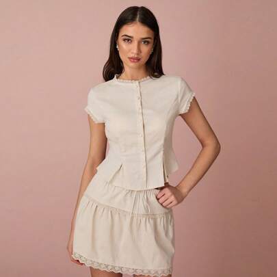 Blusa semplice e stilosa da donna, adatta per l'estate