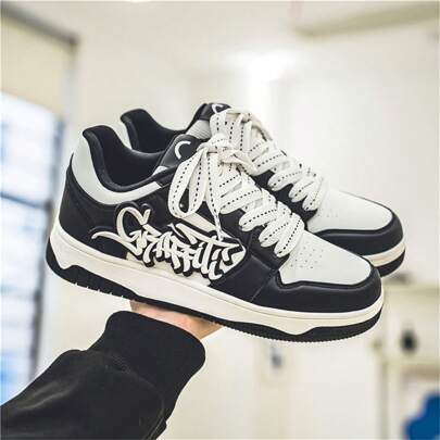 Nuove scarpe da uomo, scarpe piatte americane retrò in stile stradale coreano casual, scarpe sportive con suola spessa, allacciate, traspiranti e conf
