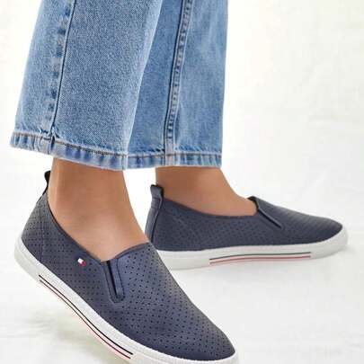 Scarpe da donna traforate, slip-on