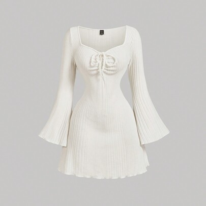 Vestito da donna a maniche a campana, mini abito avorio, abito da vacanza, abito bianco da donna, abito, abito per Capodanno, abito invernale, uscita,