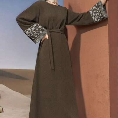 Accappatoio elegante con ricamo da donna, stile Dubai, Medio Oriente, Turchia, Dubai, modesto
