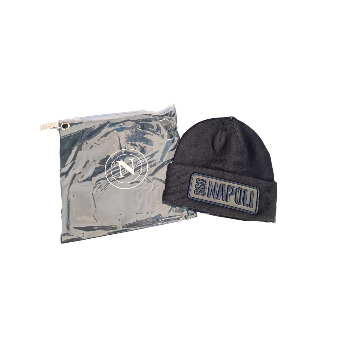 Cappello skipper in maglia liscia con patch in pelle ricamata ssc napoli in gift
