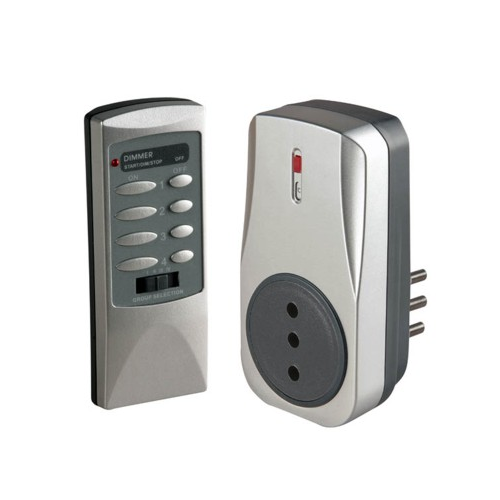 Polypool Presa Elettrica con Telecomando portata 30 metri 1530