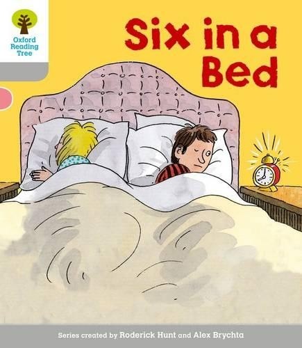Roderick Hunt Oxford Reading Tree: Level 1: First Words: Six in Bed (Tascabile)