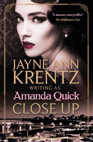 Amanda Quick Close Up (Tascabile)