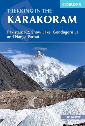 Bart Jordans Trekking in the Karakoram (Tascabile)
