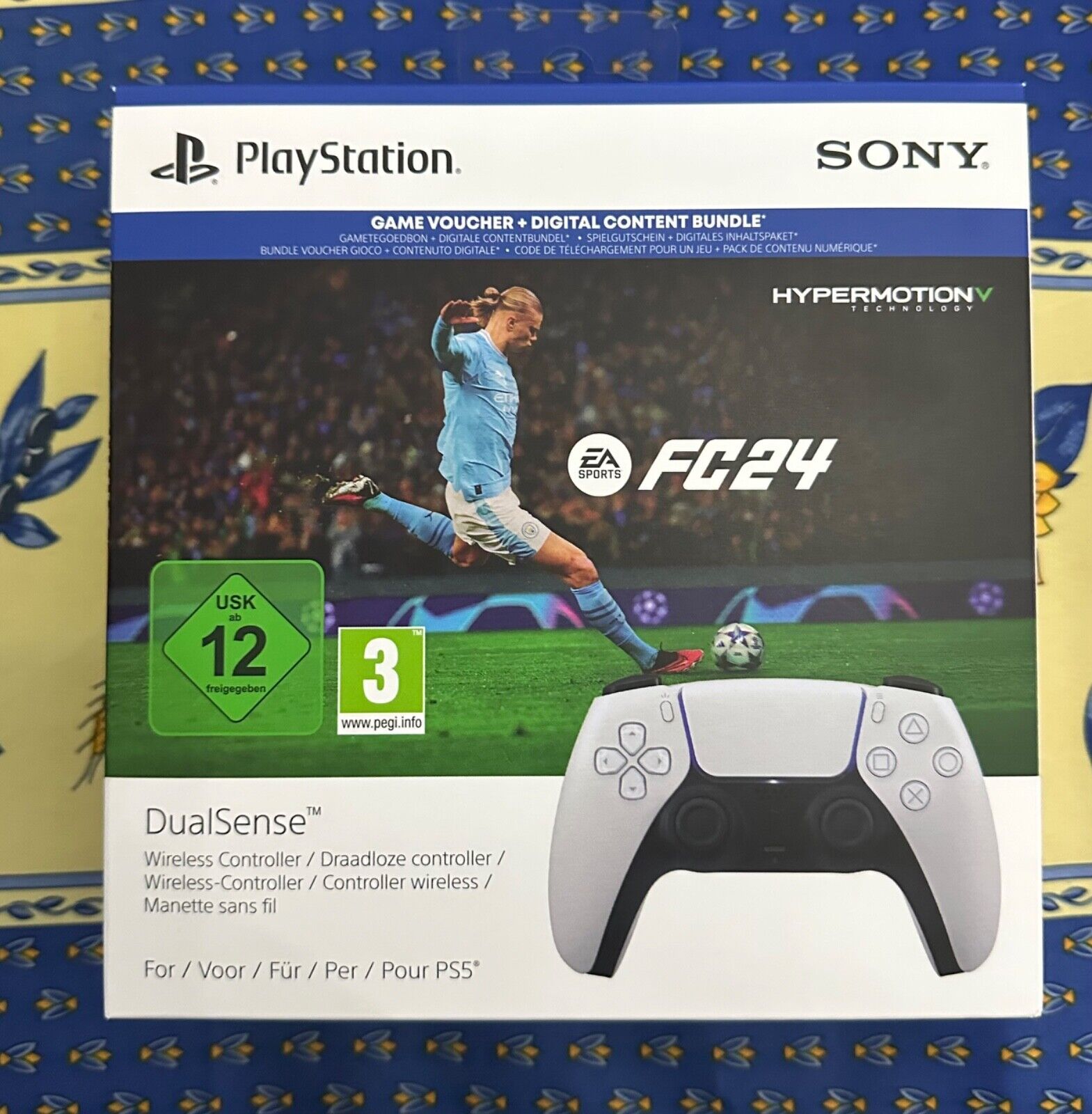 Sony DualSense PS5 + Gioco EA SPORTS FC24 (Voucher) – Nuovo, Sigillato
