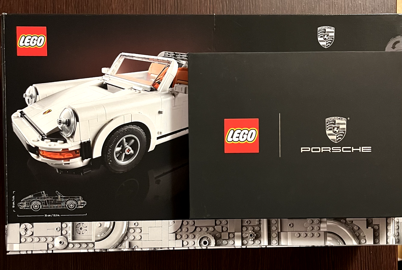 LEGO Icons: Porsche 911 Set 10295 Includes Lego VIP Owners Pack