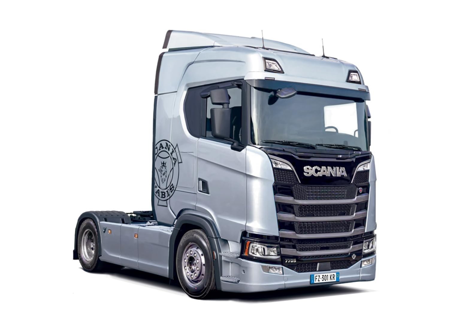 Scania S770 4x2 Normal Roof Grey Cab Camion Truck 1:24 Plastic Model Kit ITALERI