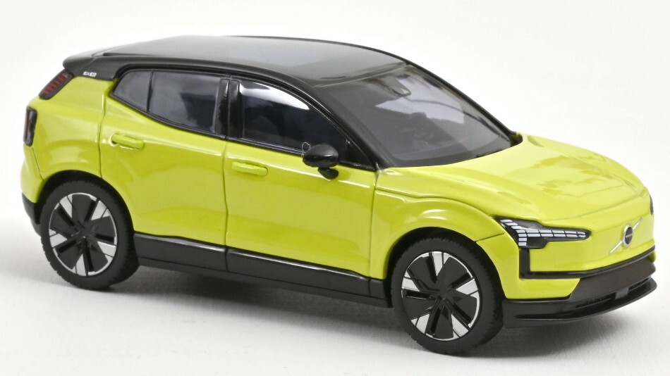 VOLVO EX30 2024 MOSS YELLOW 1:43
