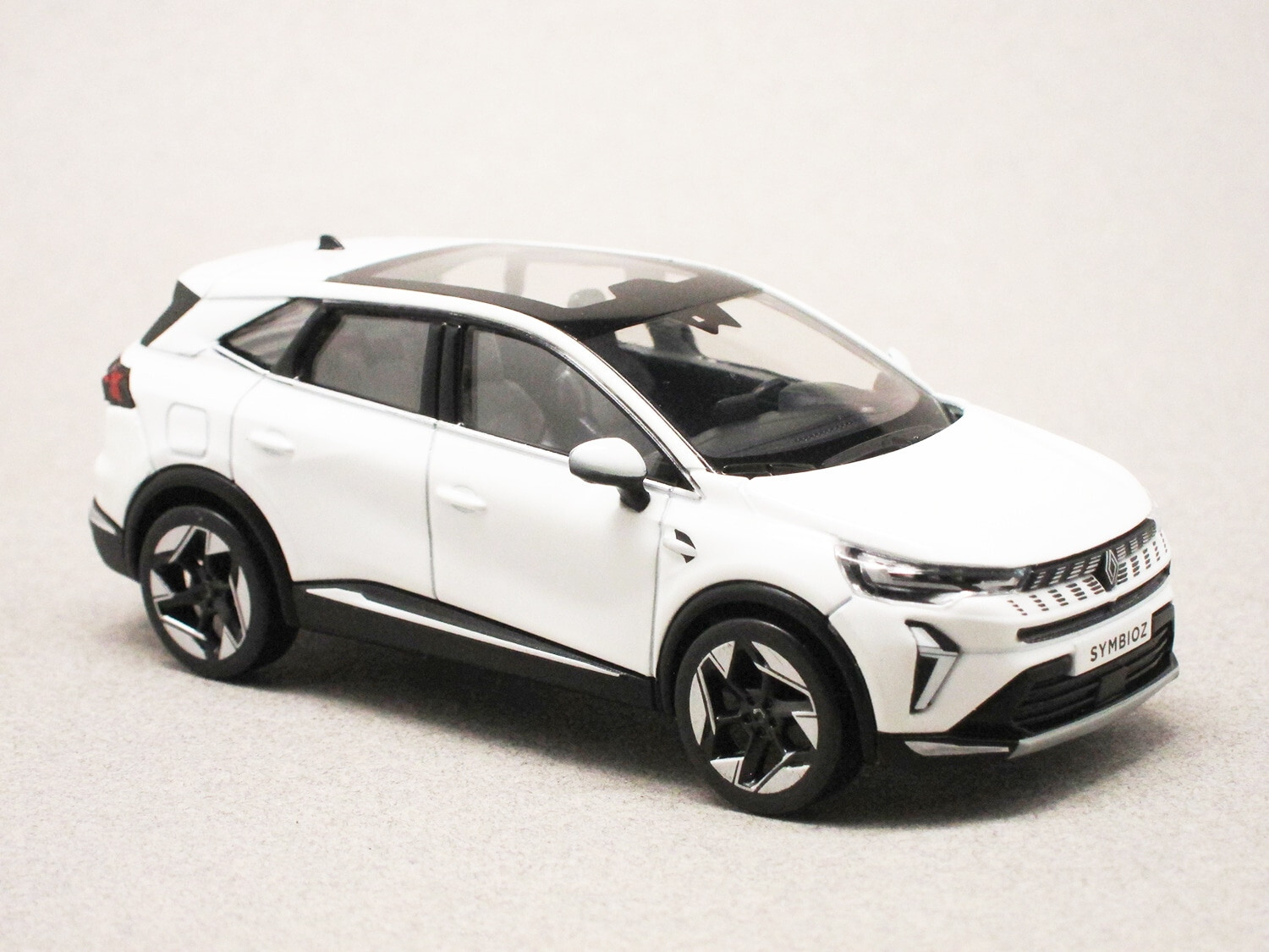 Renault SYMBIOZ 2024 bianco perla 1/43 di Norev 517758