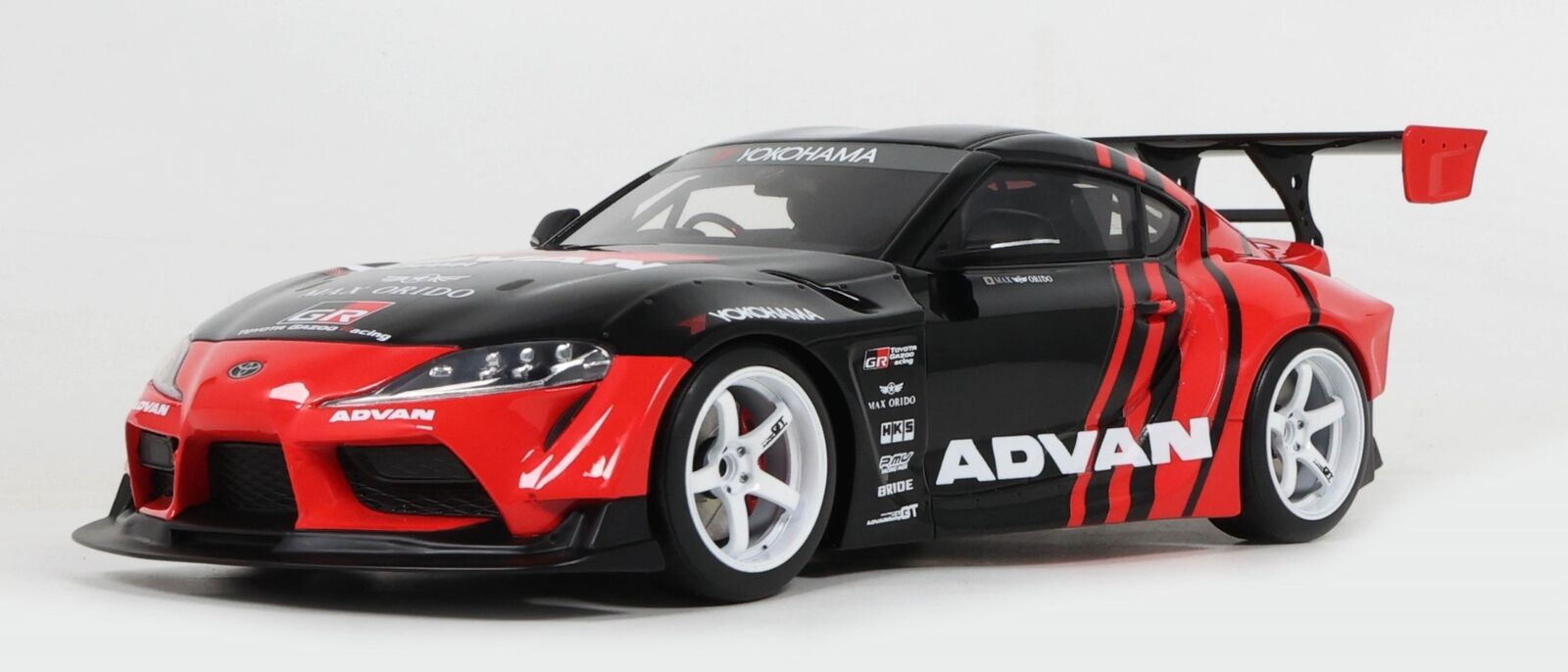 GT SPIRIT - TOYOTA Supra GR By Advan 2020 Nero e Rosso - 1/18 - GT889