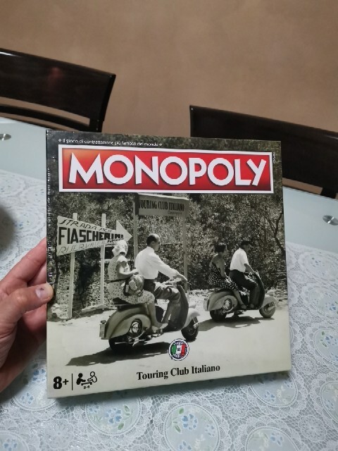 SIGILLATO NUOVO Monopoly Touring club italiano . MONOPOLI HASBRO Raro