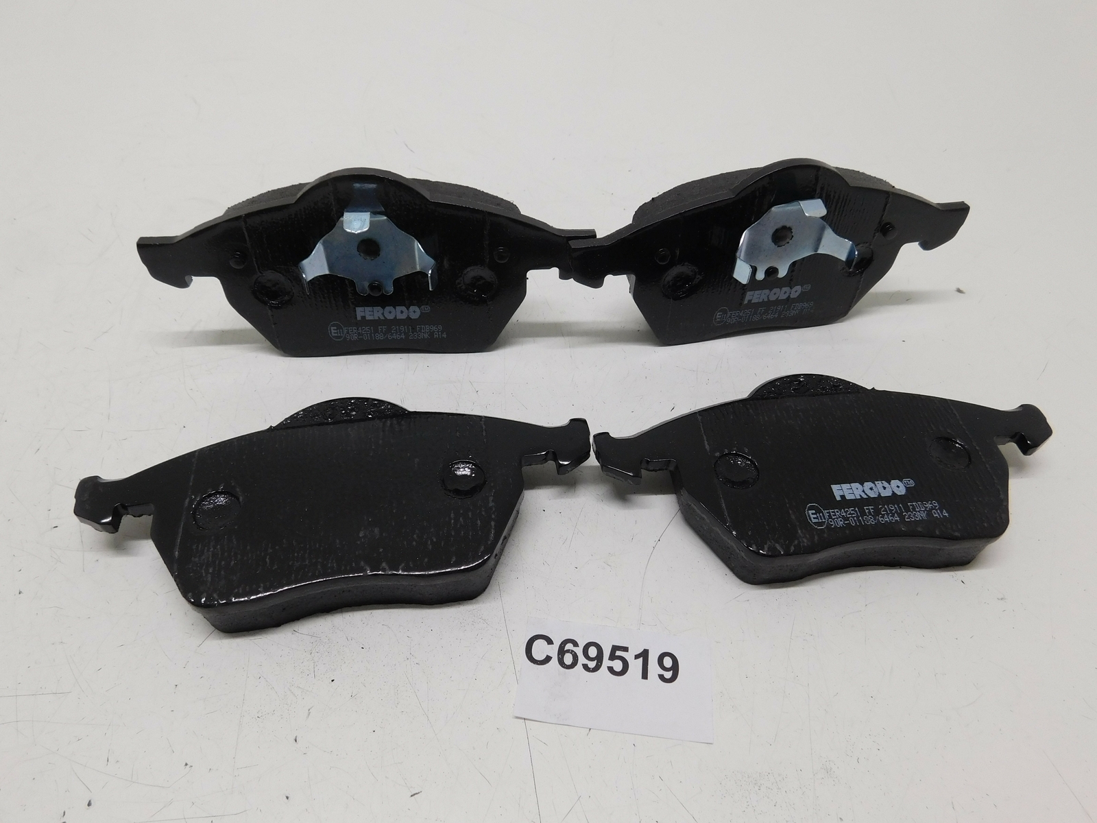 PASTICCHE PASTIGLIE FRENO ANTERIORI FRONT BRAKE PAD PER VOLKSWAGEN GOLF PASSAT
