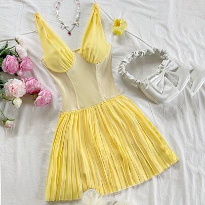 Vestito mini aderente romantico con cinturini intrecciati, versatile per l"uso quotidiano, appuntamenti, pomeriggio del tè, spiaggia, crociera, vacanz