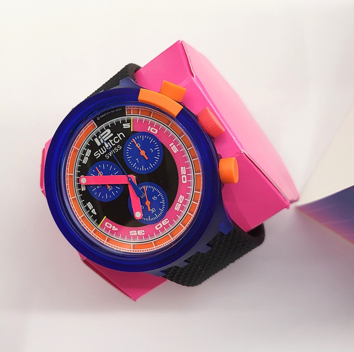 Swatch Big Bold Chrono 2024 - SB06N102 - Neon party to the max - Nuovo -