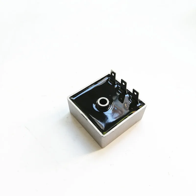 Regolatore Di Tensione Per Aprilia Scooter Af1 Futura 50 Classic Europa Mx Zd4Std Zd4Ttc Pegaso Rs Ap8212121 343301 34330116 9630402