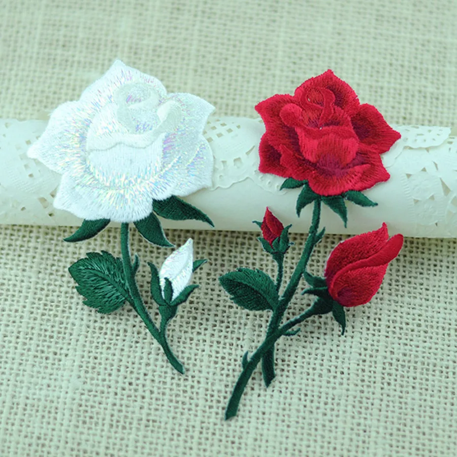 Maxsin Fun 2 Pc Red Rose White Flower Patch Ricamo Adesivo Ferro Sui Vestiti Accessori Per La Decorazione Applique Fai Da Te