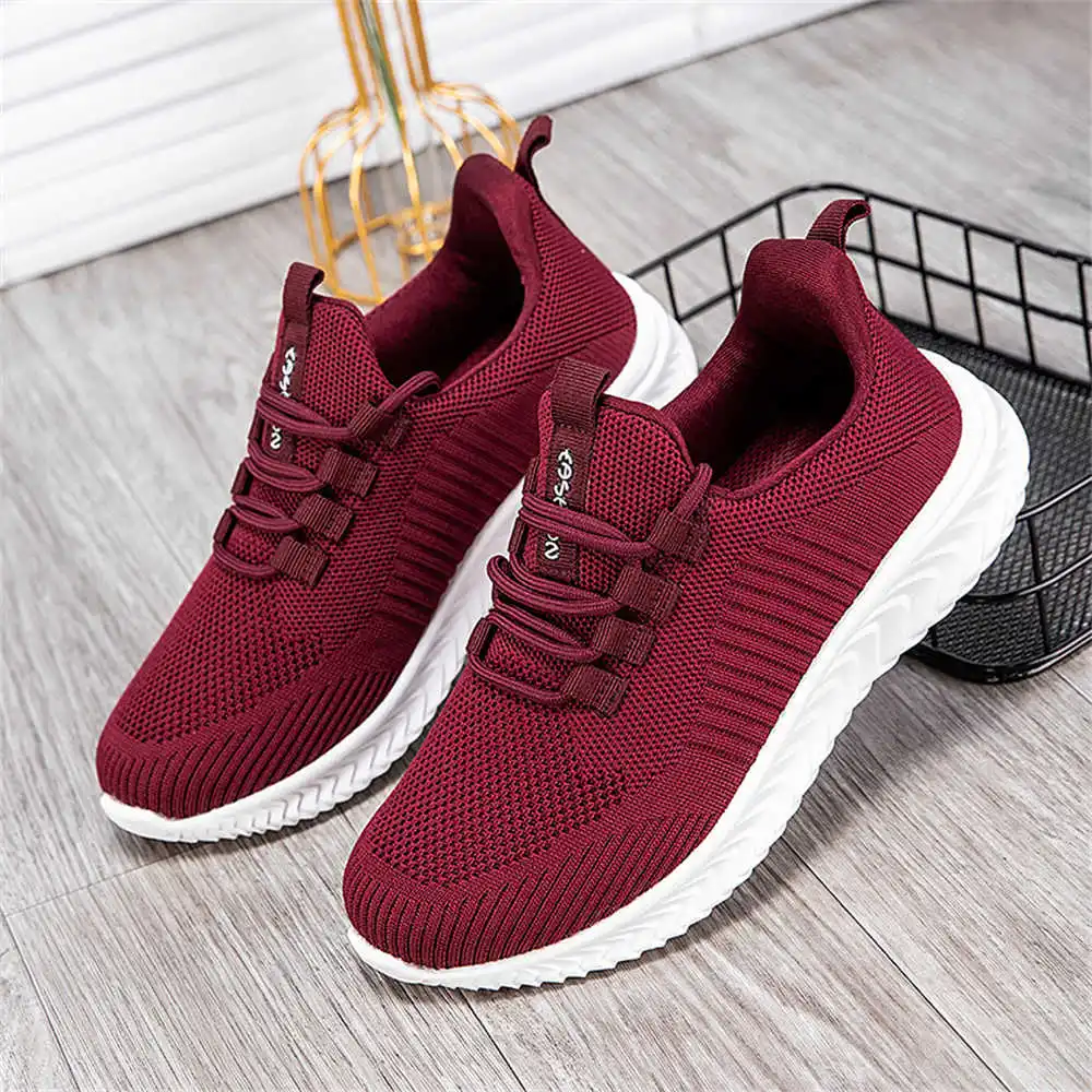 Soft Bottom Knit Man Scarpe Da Tennis Nere Running Sneakers Boy Cheap Skate Sports Jogging Zapato Shoos Famoso Marchio Beskets Ydx2