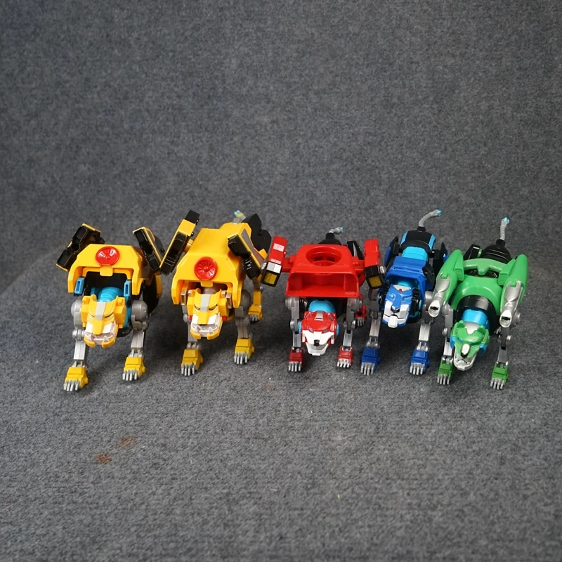 7 Pollici 20Cm Cartoon Voltron Golion Action Figure Doll Hard Pvc Defender The Universe Model Toy