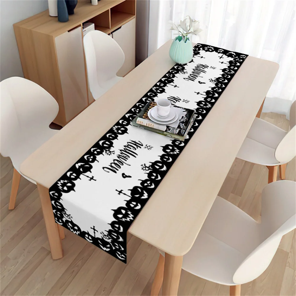 Little Ghost Halloween Table Flag Moon Castle Table Runner Ringraziamento Jack-O '-Lantern Holiday Party Kitchen Centrotavola